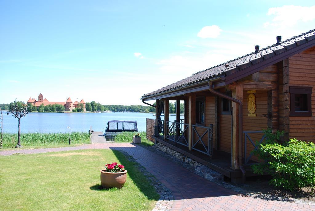 Viva Trakai Hotel Exterior foto